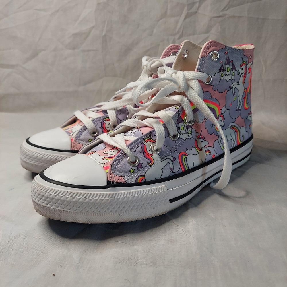 Converse Unicorn Castle Rainbow Fairy Tale Hi Tops Junior's Sz. 5.